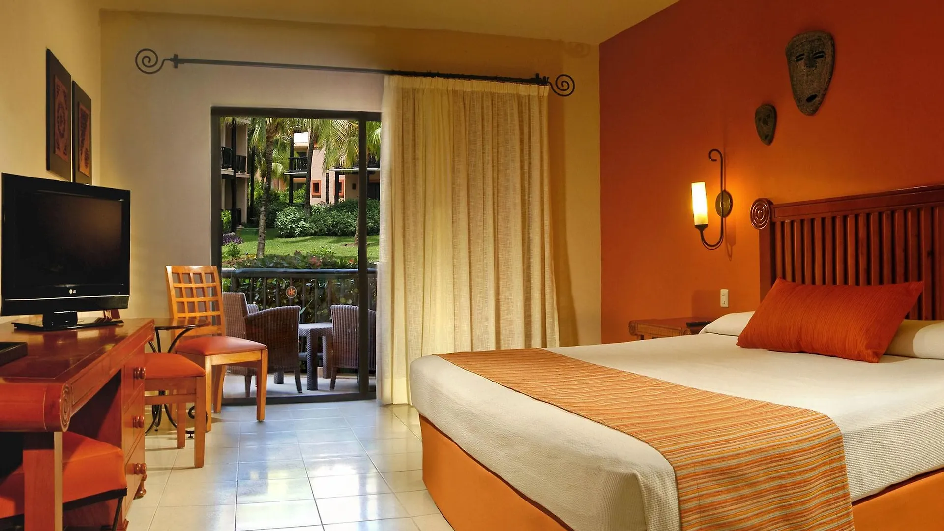 Catalonia Yucatan Beach Resort & Spa Puerto Aventuras Hotel