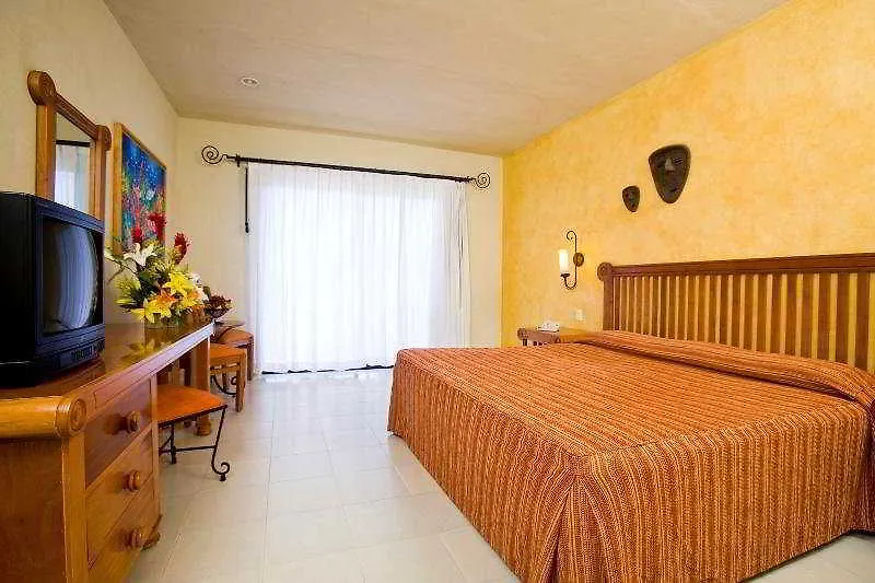 Catalonia Yucatan Beach Resort & Spa Puerto Aventuras 4*,