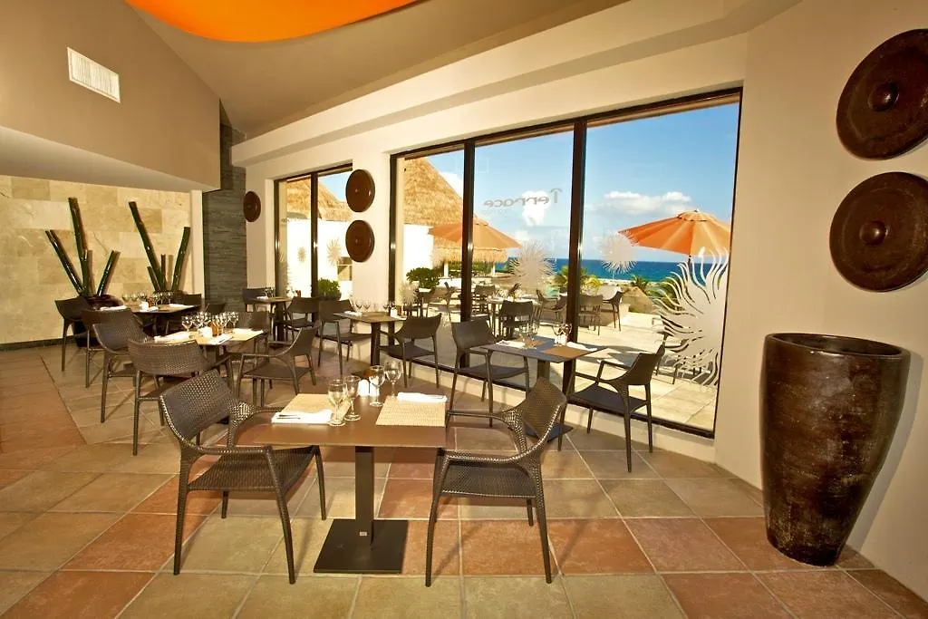 Catalonia Yucatan Beach Resort & Spa Puerto Aventuras